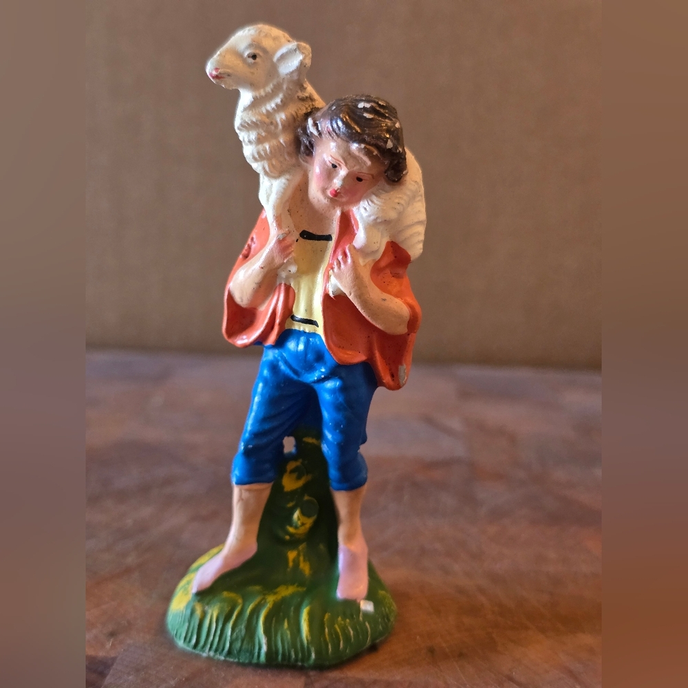 Nativity Figures - Picture 5 of 8